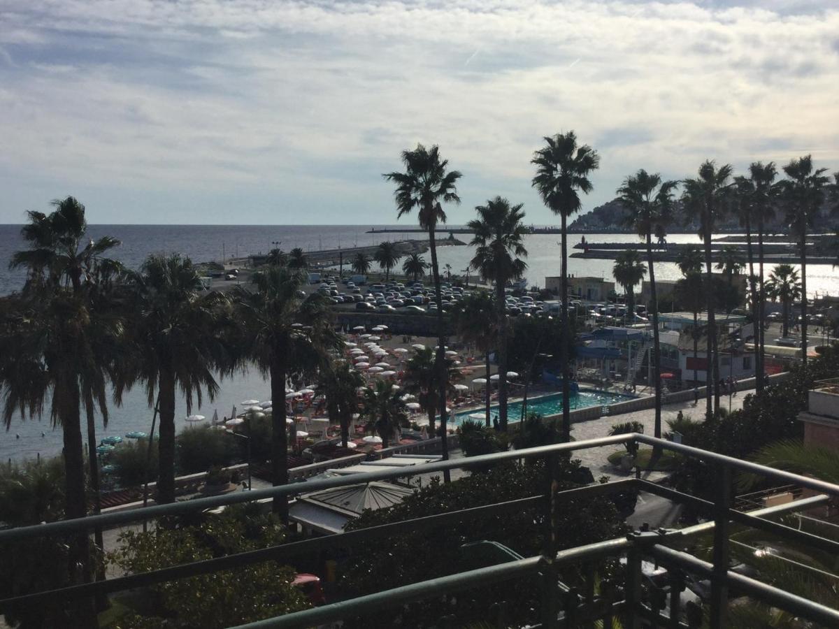 B&B Note Di Mare Imperia Exterior foto